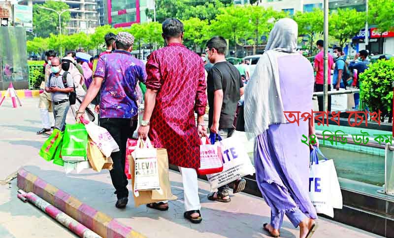 জমে উঠছে ঈদের কেনাকাটা