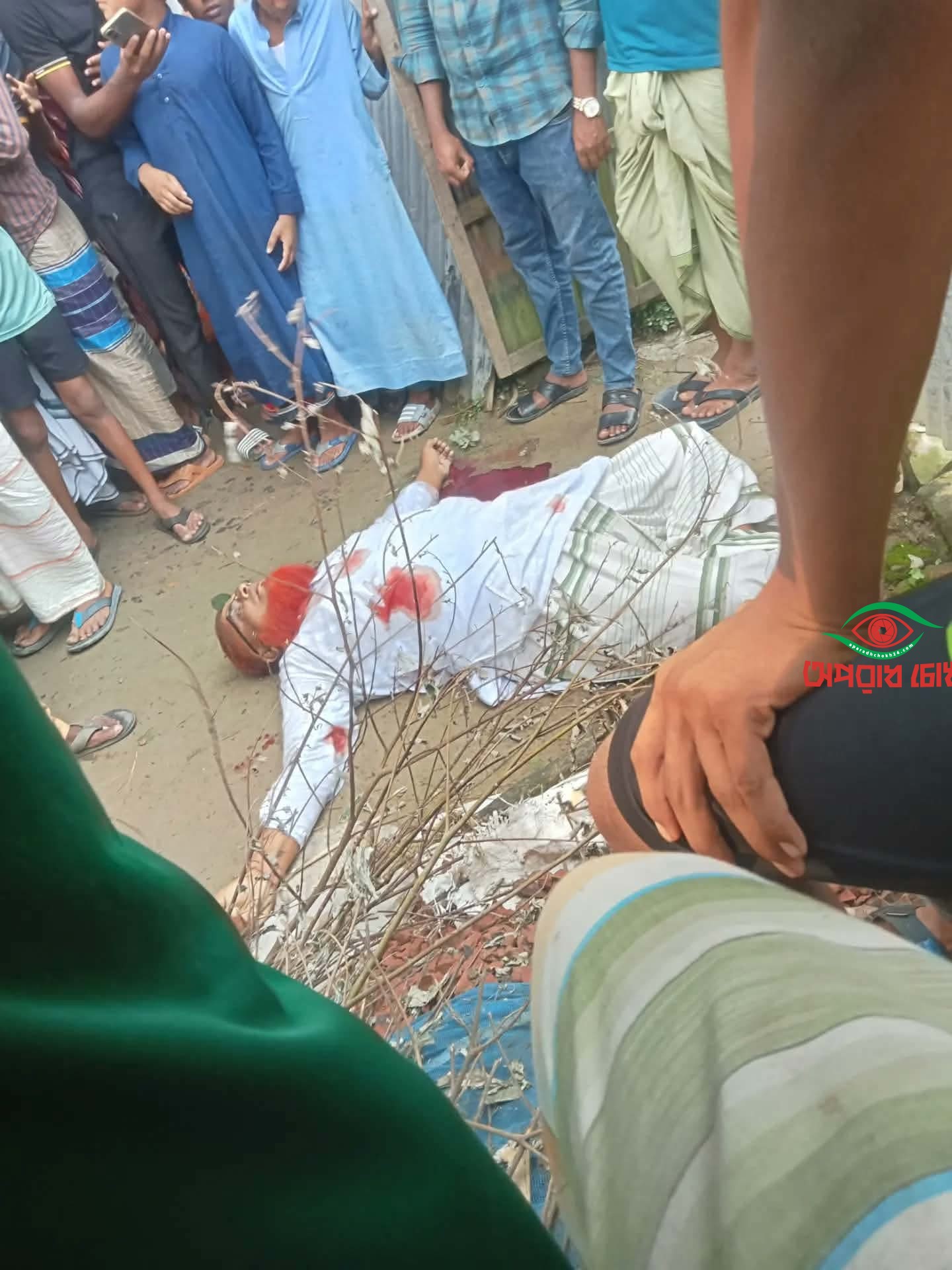 ধর্ষণ-হত্যাসহ একাধিক মামলার আসামিকে গুলি ও কুপিয়ে হত্যা