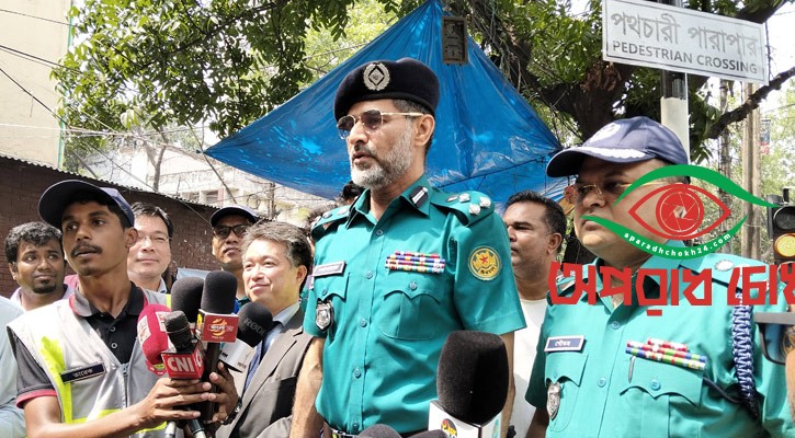 শিগগিরই ঢাকার চার পয়েন্টে ‘পেলিক্যান ক্রসিং’ সিগন্যাল