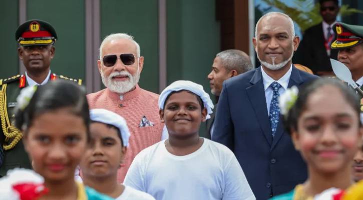 মালদ্বীপকে ৫৬৫ মিলিয়ন ডলারের ঋণ সহায়তার প্রতিশ্রুতি দিলেন মোদি