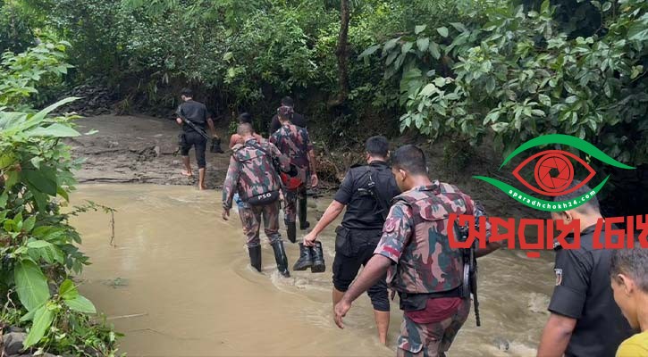 টেকনাফে যৌথ অভিযান চলমান