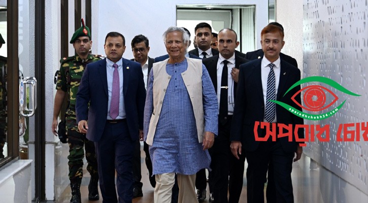 দেশে ফিরলেন প্রধান উপদেষ্টা