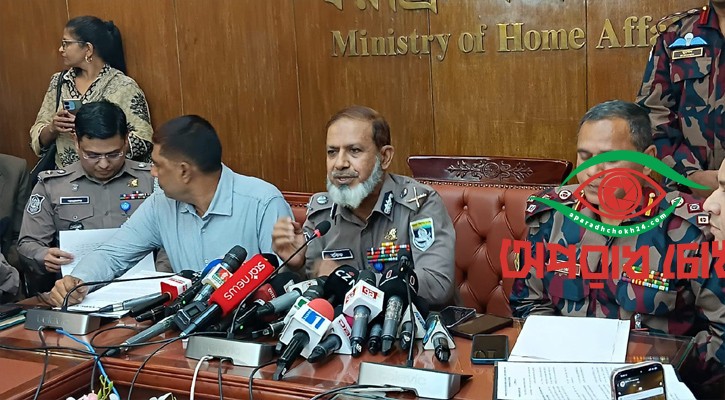 দেশের বাইরে চলে যাওয়ার নির্ভরযোগ্য তথ্য নেই