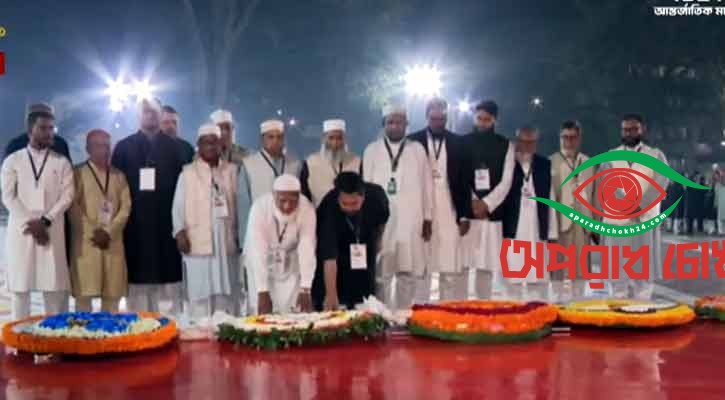 কেন্দ্রীয় শহীদ মিনারে জামায়াত আমিরের শ্রদ্ধা