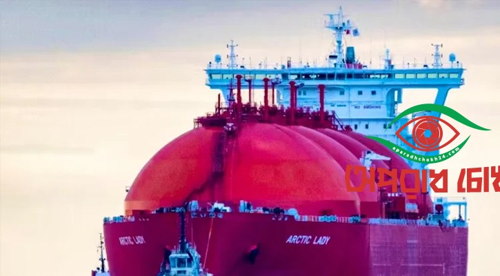 হরমুজ প্রণালি ছেড়ে আসা ১২ জাহাজ চট্টগ্রামে