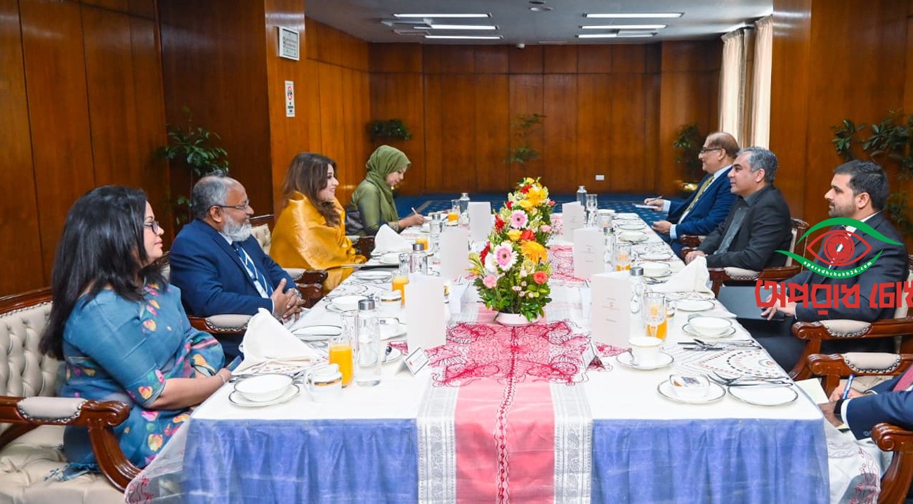 পাকিস্তানের স্বরাষ্ট্রমন্ত্রীর সঙ্গে পররাষ্ট্র প্রতিমন্ত্রীর বৈঠক