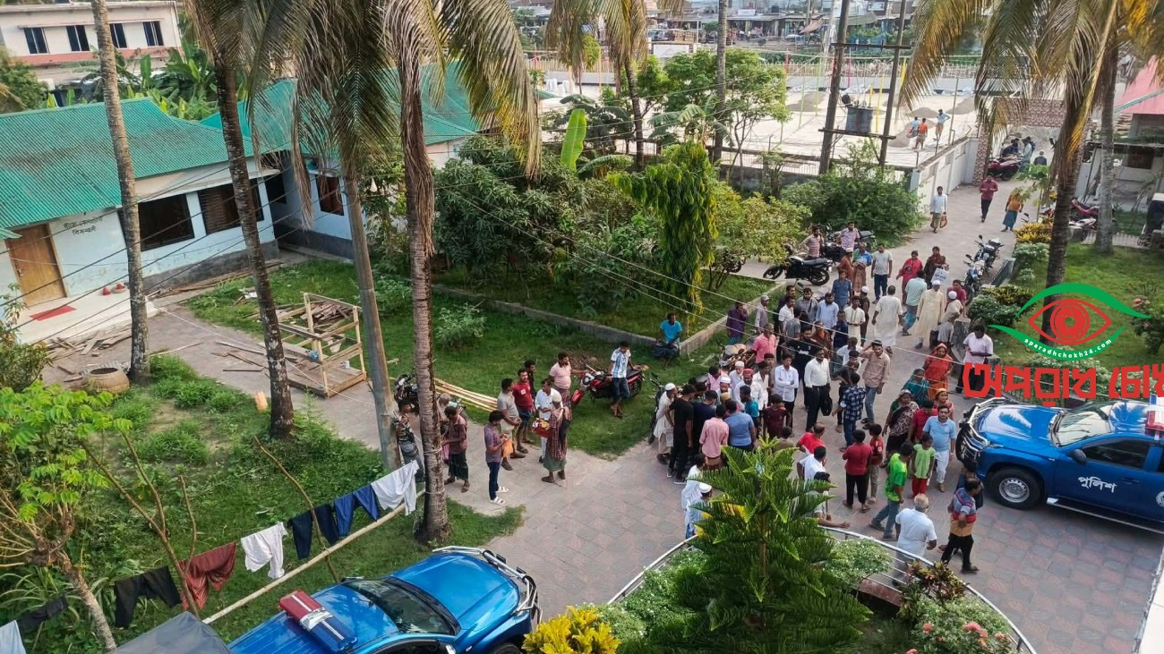 জেলা পরিষদের ডাকবাংলোতে নারী ও দুই শিশুর লাশ