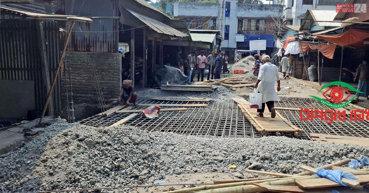 এবার কালভার্টে কাঠের পরিবর্তে বাঁশ