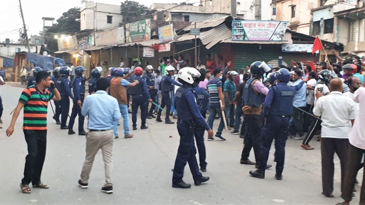 বসুরহাটে সংঘর্ষে প্রাণহানির পর ধরপাকড় চলছে