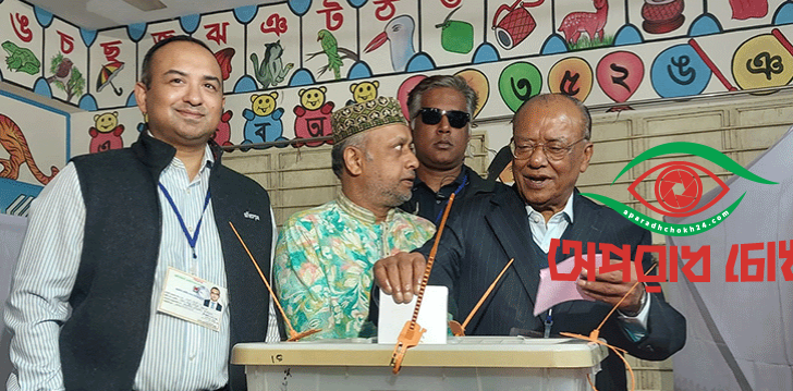 ফেনীর ৪২৮ কেন্দ্রে শান্তিপূর্ণ ভোটগ্রহণ শেষ