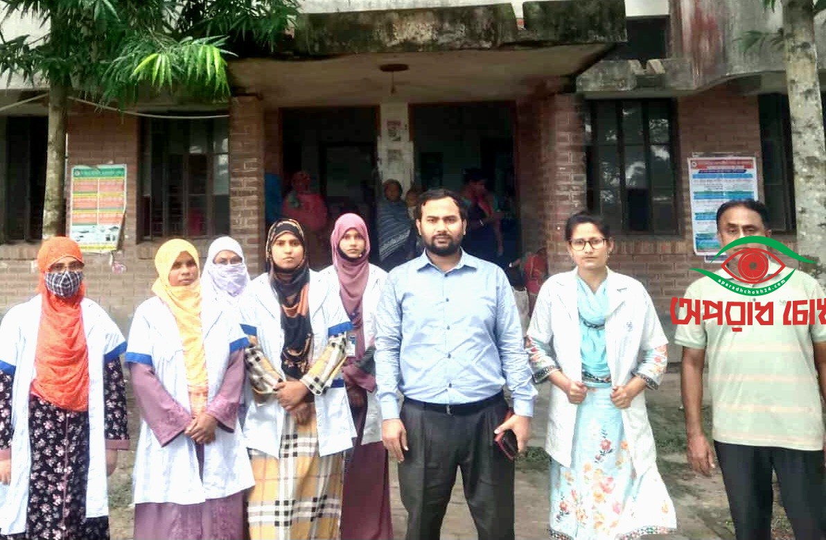 গর্ভবতী মা ও কিশোরীদের নিয়ে উঠান বৈঠক