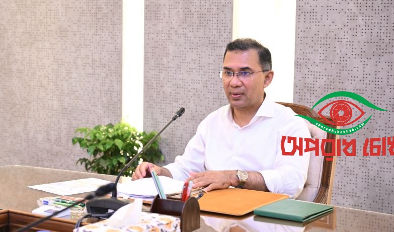 প্রধানমন্ত্রীর সঙ্গে সাক্ষাৎ করেছেন বিদ্যুৎ ও জ্বালানি মন্ত্রী এবং প্রতিমন্ত্রী